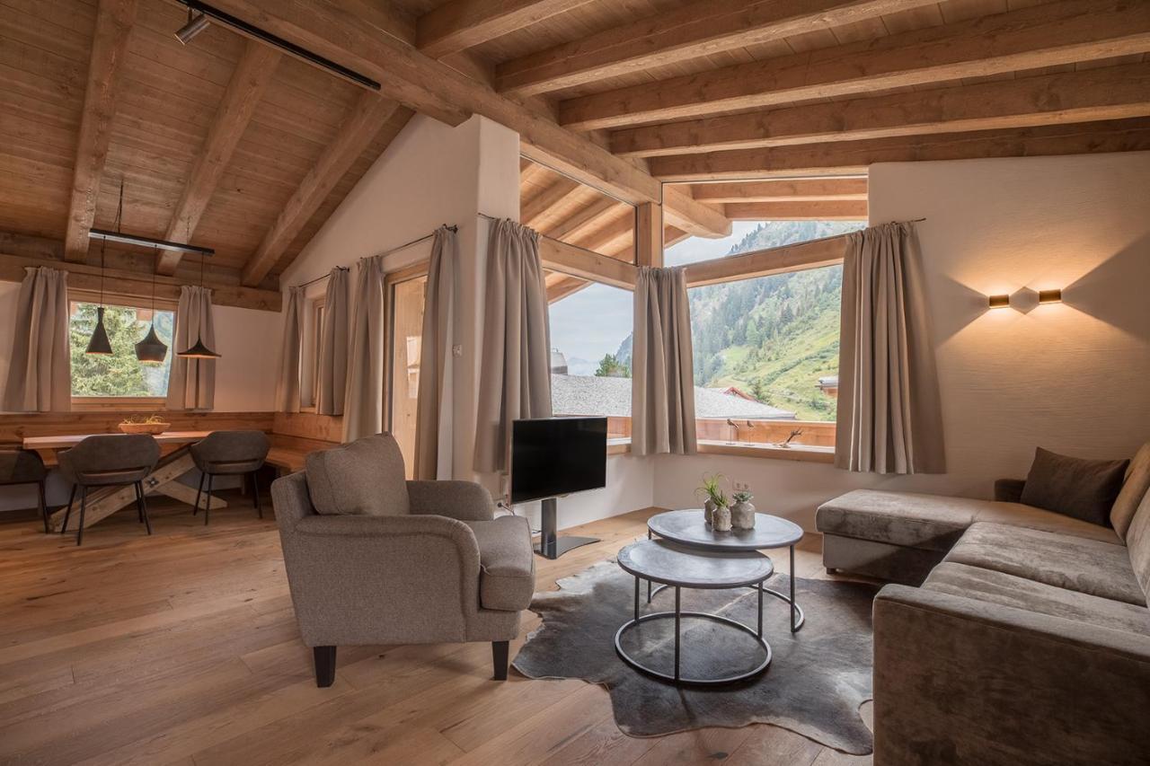 Das Chaletdorf - Pitztal Sankt Leonhard im Pitztal Exteriör bild