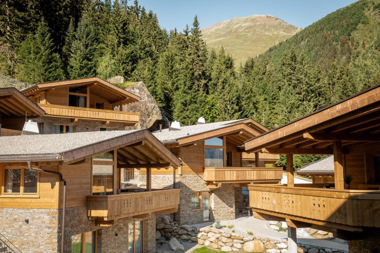Das Chaletdorf - Pitztal Sankt Leonhard im Pitztal Exteriör bild