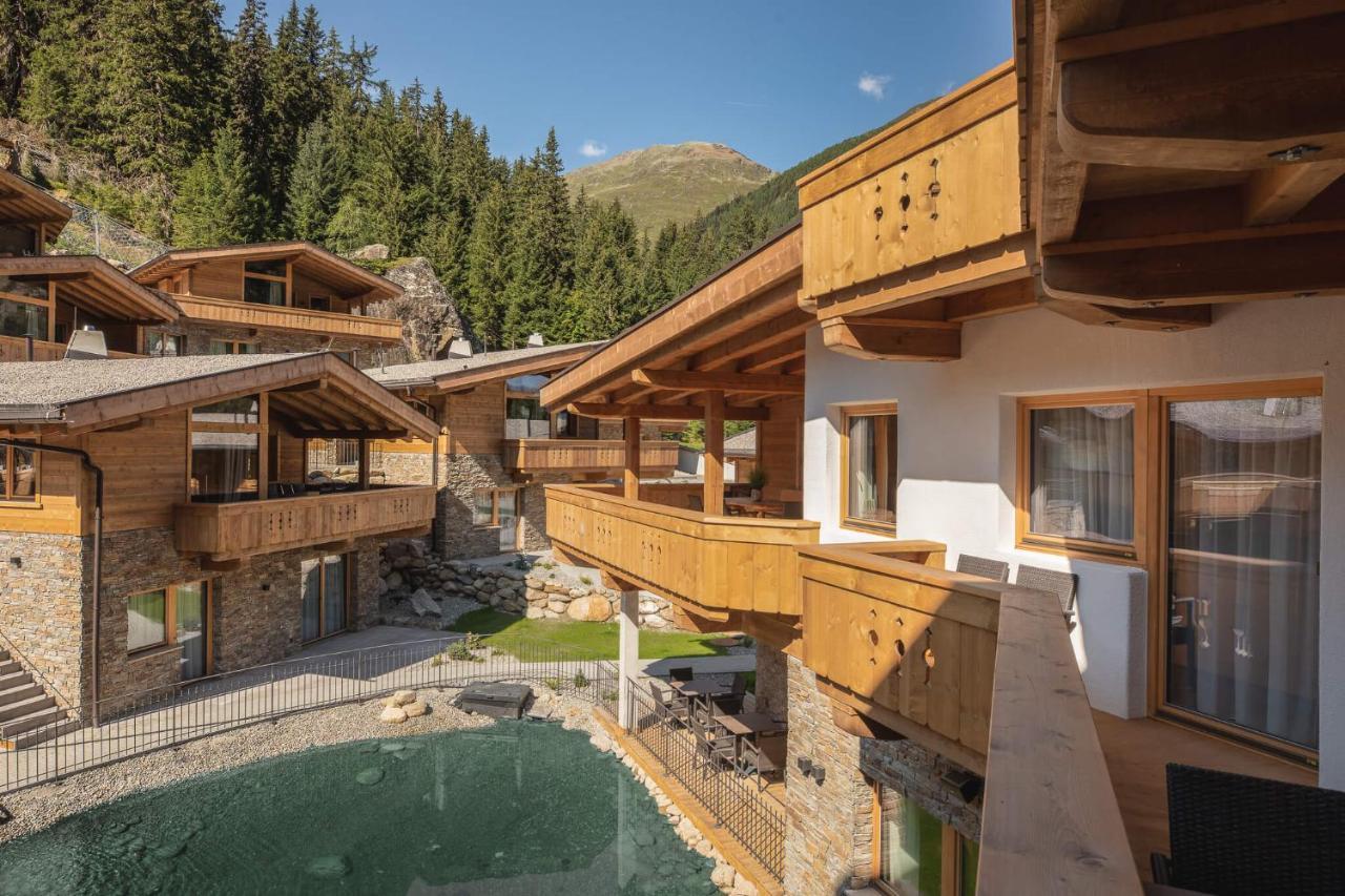 Das Chaletdorf - Pitztal Sankt Leonhard im Pitztal Exteriör bild