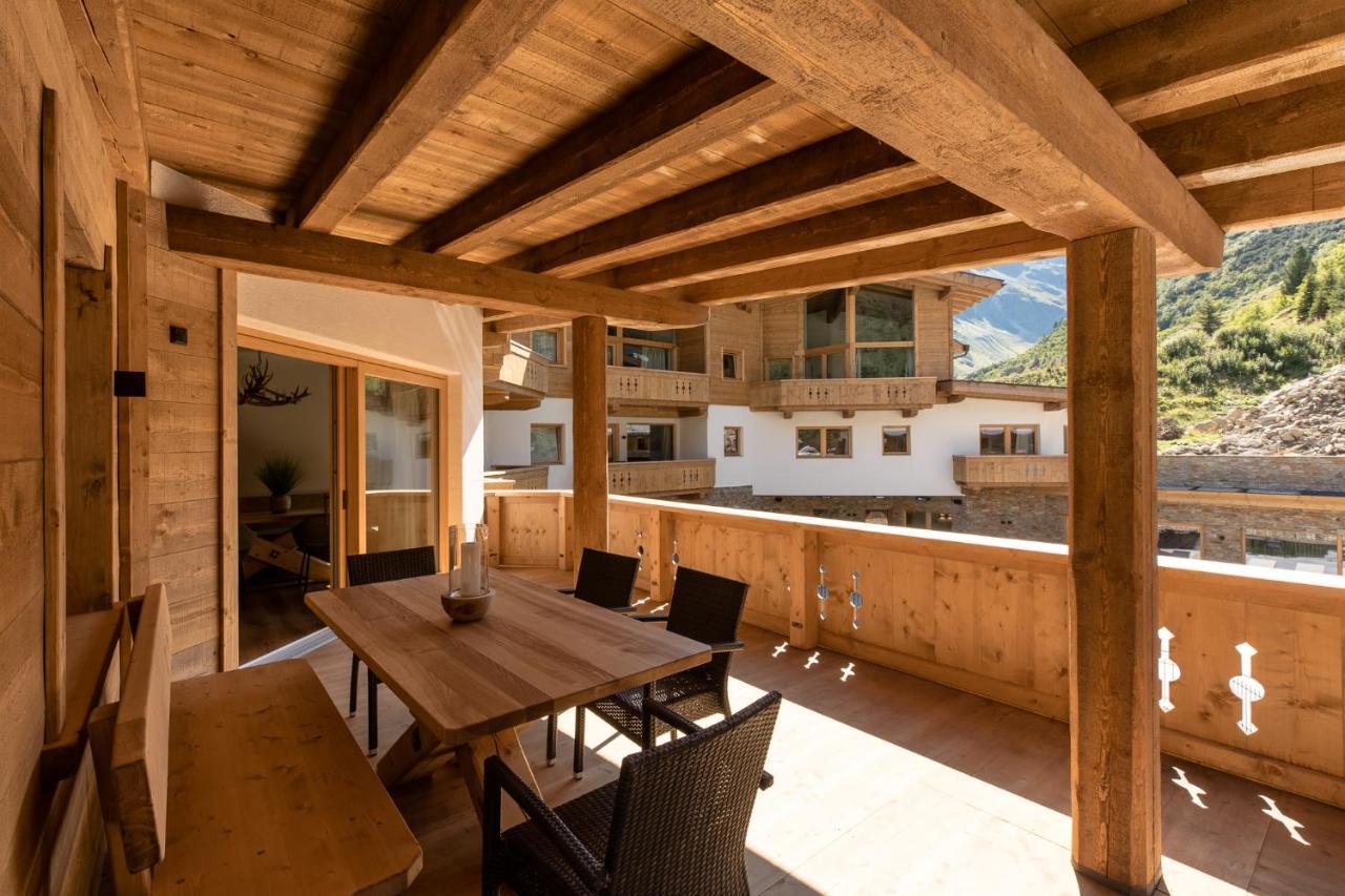 Das Chaletdorf - Pitztal Sankt Leonhard im Pitztal Exteriör bild