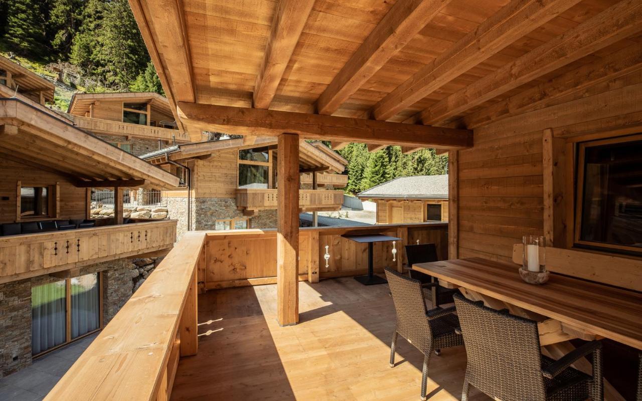 Das Chaletdorf - Pitztal Sankt Leonhard im Pitztal Exteriör bild