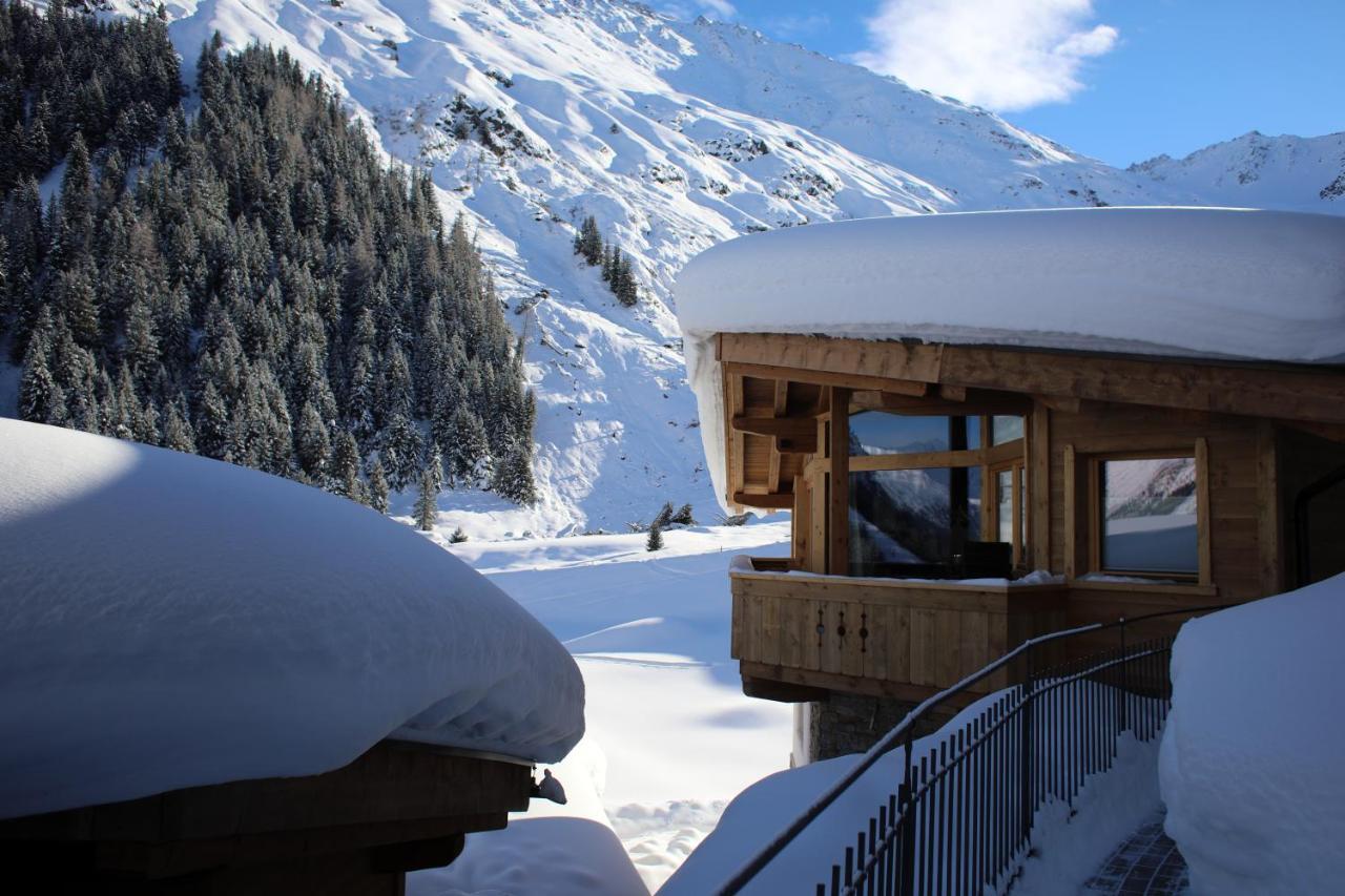 Das Chaletdorf - Pitztal Sankt Leonhard im Pitztal Exteriör bild